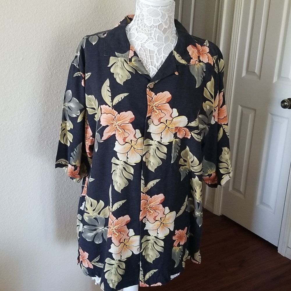 Jamaica Jaxx Silk Hawaiian Aloha Shirt‎